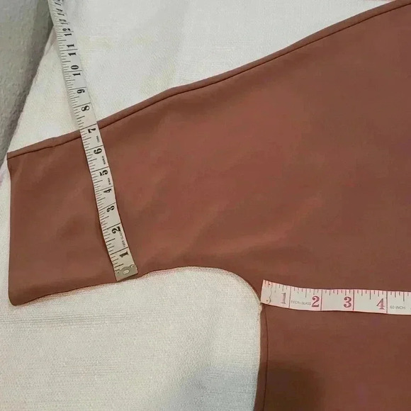 UN1QLO 3/4 Dolman sleeves V neck Blouse Size M - Picture 7 of 7